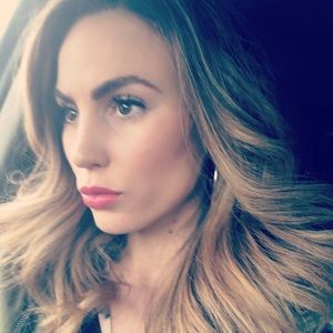 Meet your Posher, Brittanie